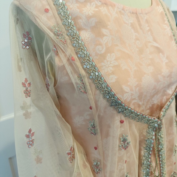 Maria B. Light Peach Girls 12-14 2 Piece Jamavar & Net Suit - Picture 2 of 4